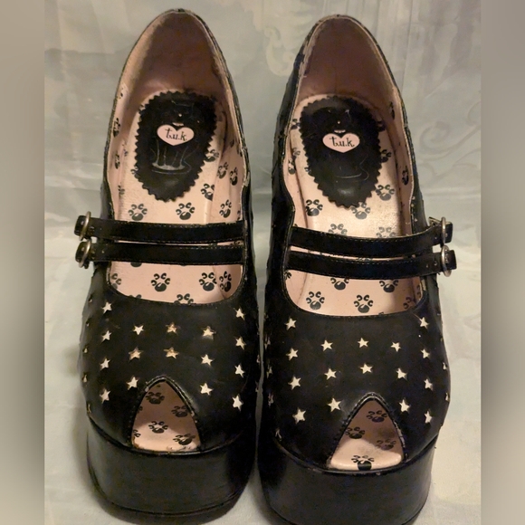 Tuk Size 9 Black with Stars - Picture 6 of 8